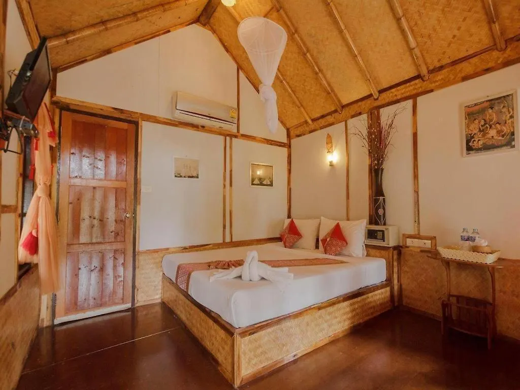 Phuphaya Seaview Resort - Adults Only Phi Phi Don 3*,
