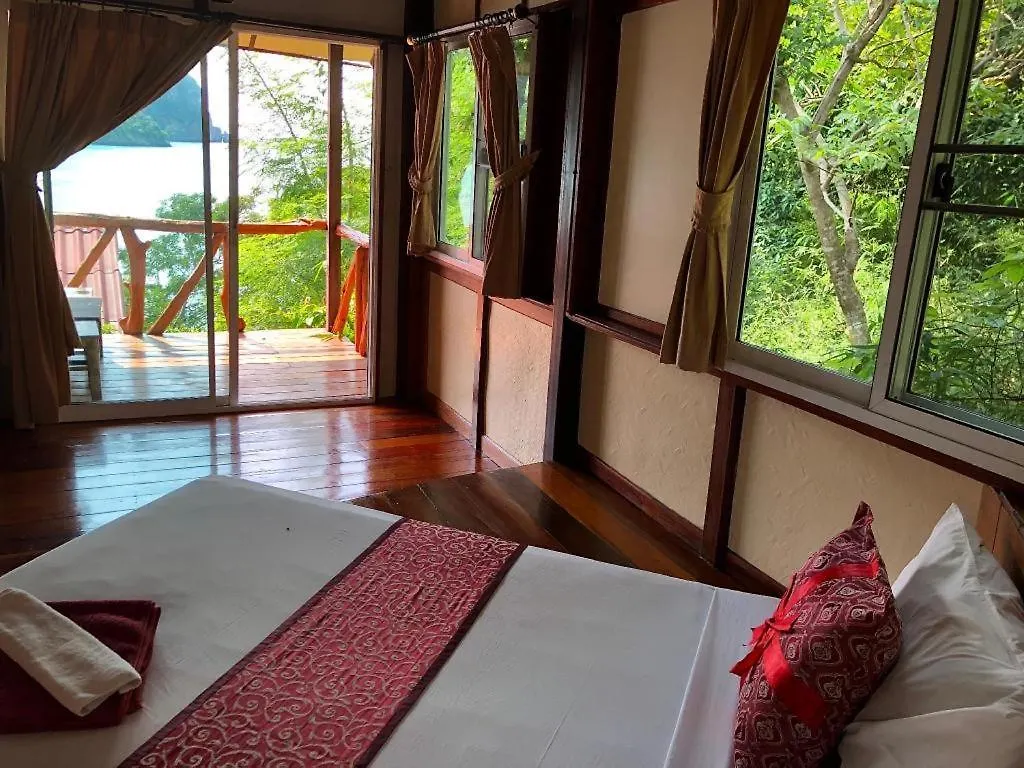Phuphaya Seaview Resort - Adults Only Phi Phi Don